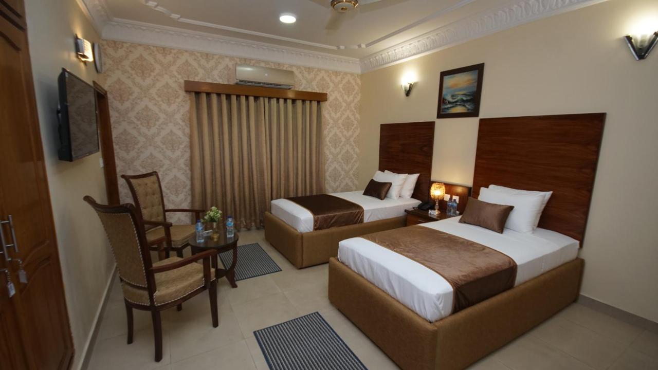World Inn Hotel Karachi Exterior foto
