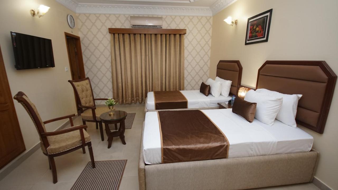 World Inn Hotel Karachi Exterior foto