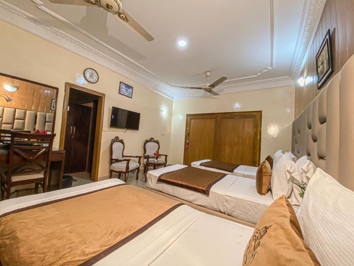 World Inn Hotel Karachi Exterior foto
